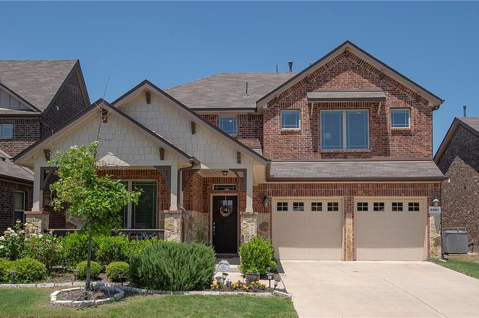 1st image of 2307 Rosemary Ln