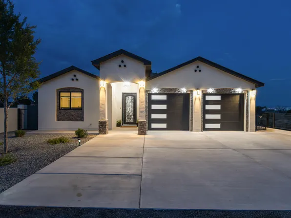 1016 10th St SE, Rio Rancho, NM 87124