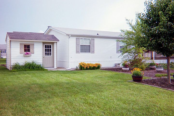 1st image of 4921 Twin Acre Ln