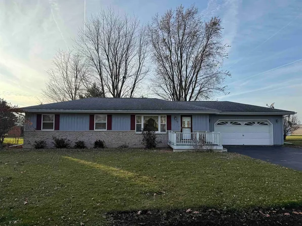 458 N Jones Ave, Amboy, IL 61310