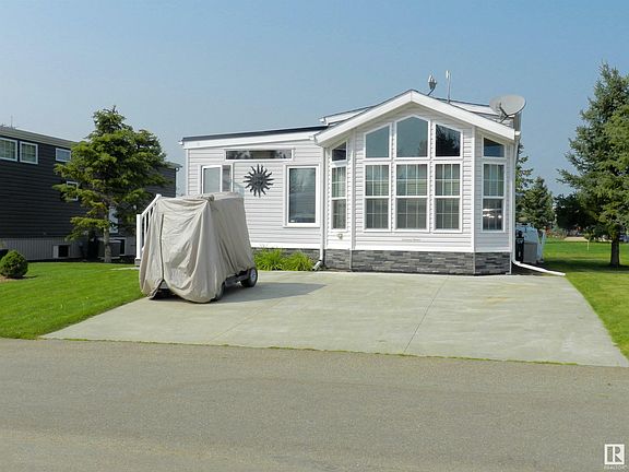 2nd image of 53126 Range Road 70 #174