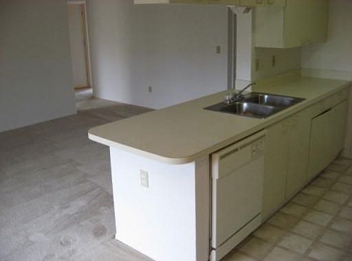 3rd image of 2550 N Alafaya Trl APT 8201