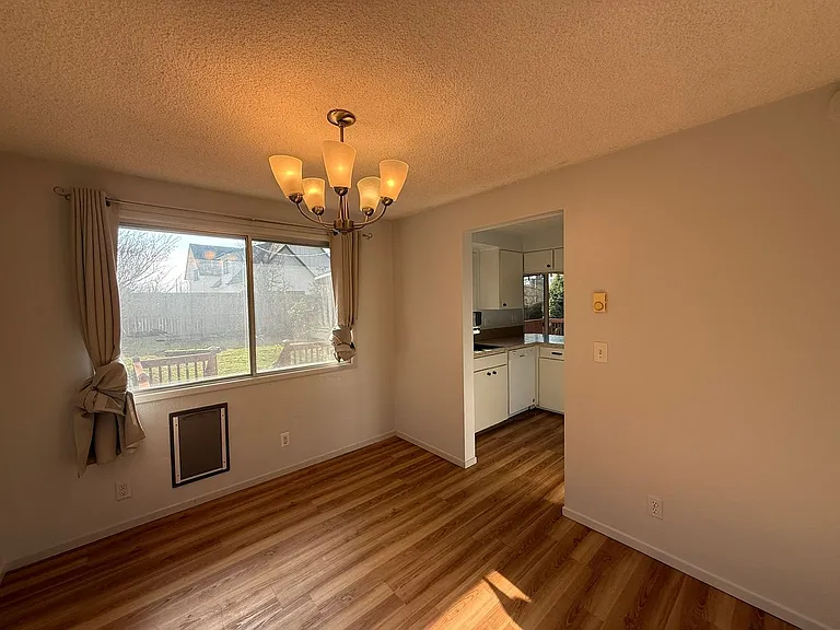 3355 Montebello Ave — Photo 5
