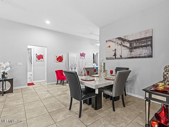 4th image of 15716 TWIN CREEK Drive