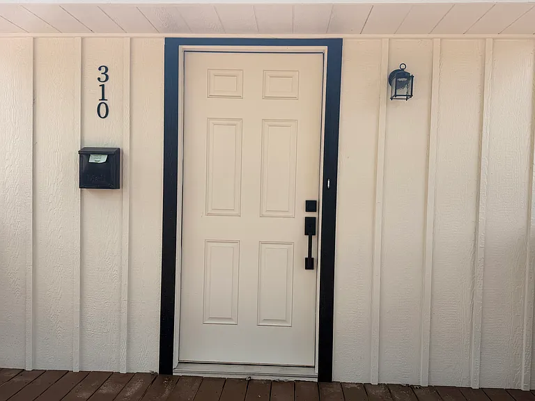 310 W Mimosa Dr — Photo 3