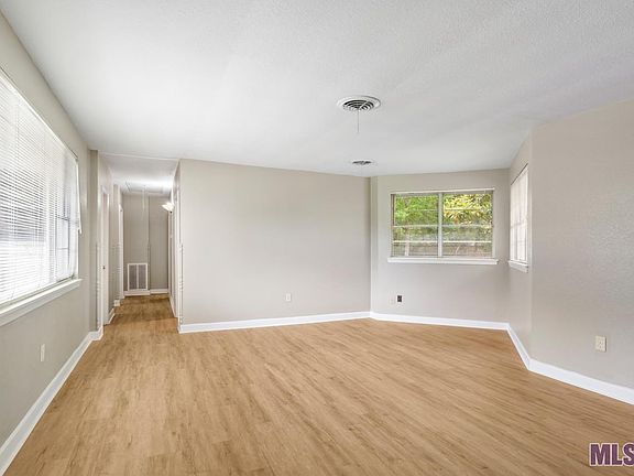 4th image of 14135 Winterset Dr