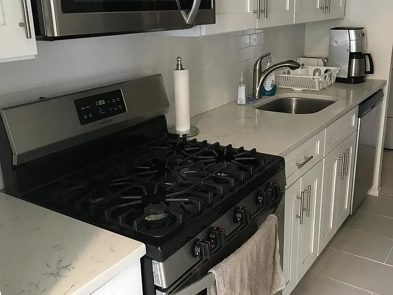 1326 Spruce St #42-905 — Photo 6
