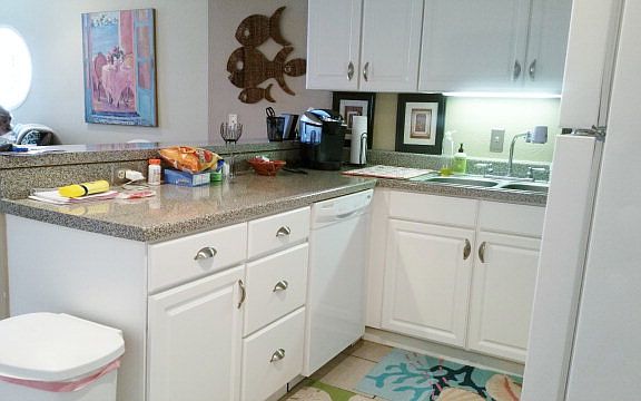 3rd image of 6300 Padre Blvd