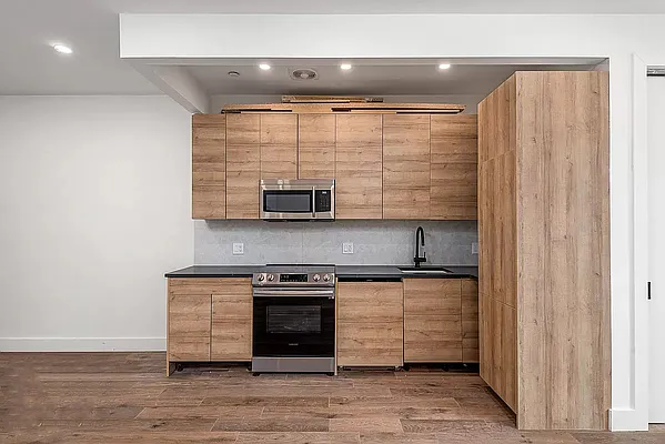 Rented by Bohemia Realty Group | media 5