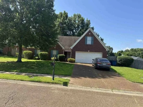 10957 Lexington Dr, Olive Branch, MS 38654