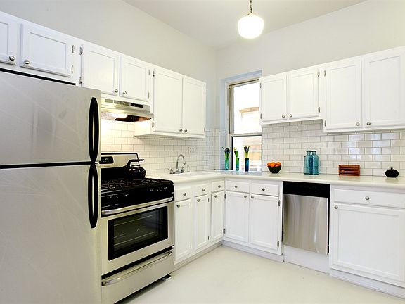 4th image of 191 Saint Marks Ave APT 3W