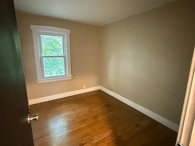 2 bed, 850 sqft, $1,150 — Photo 4