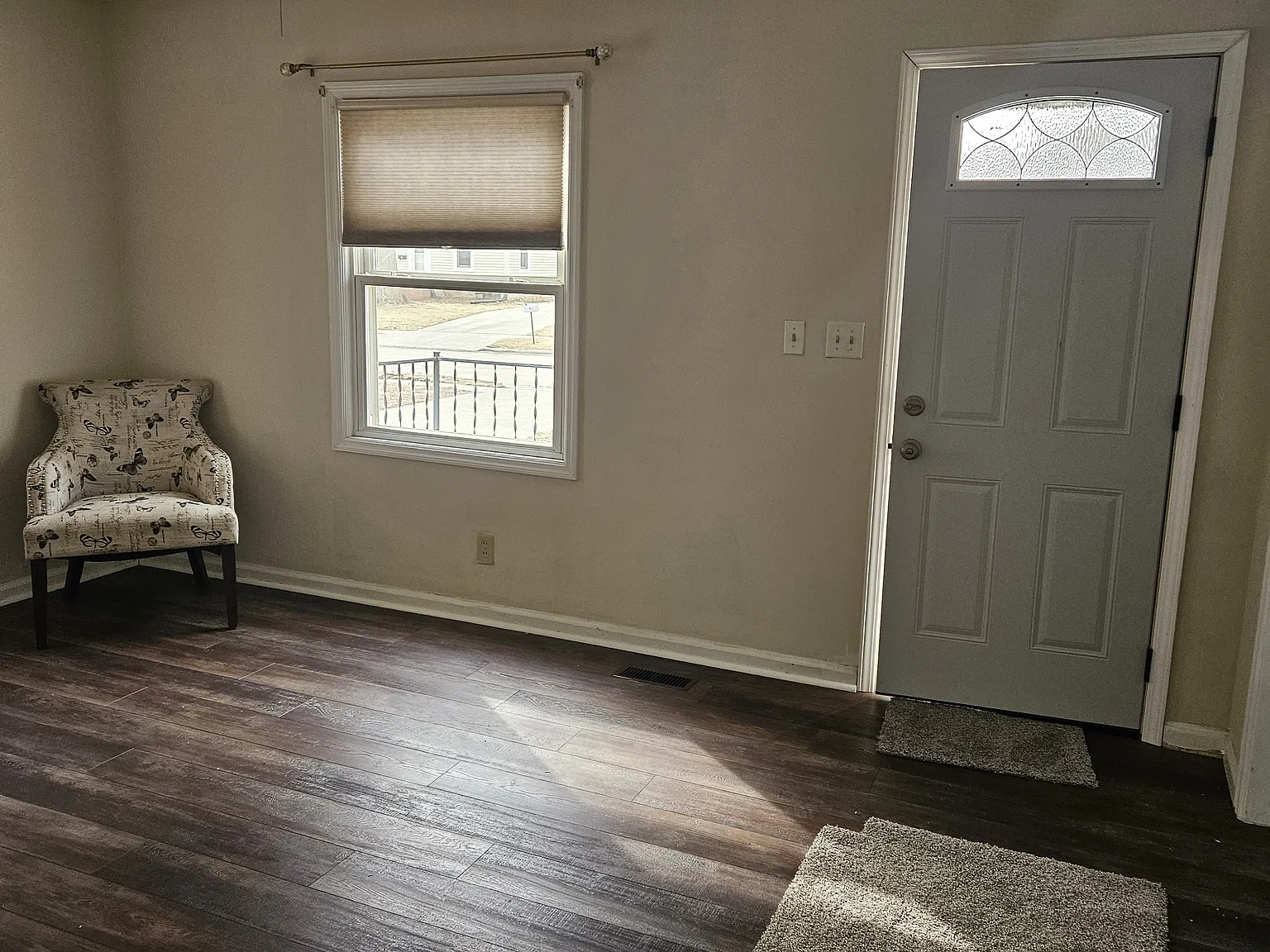 2503 Madison St — Photo 4