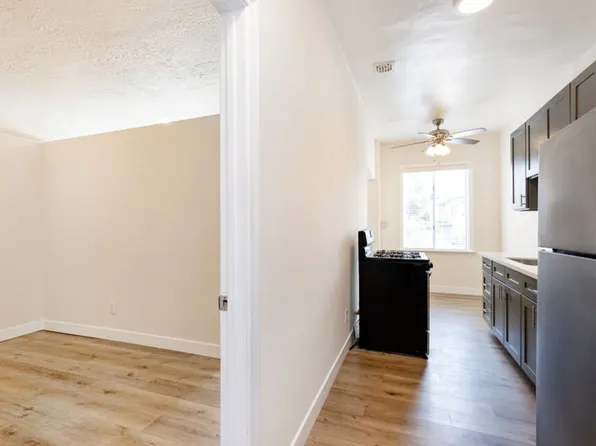 Ardmore, 437 N Ardmore Ave #116, Los Angeles, CA 90004