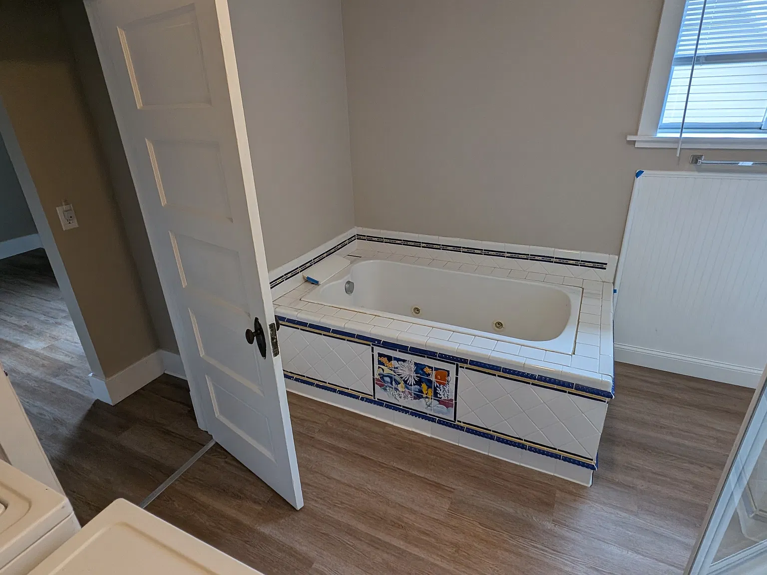 2 bed, 2000 sqft, $1,425 — Photo 4