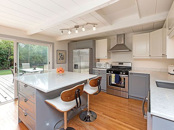 3rd image of 2141 Camino De Los Robles