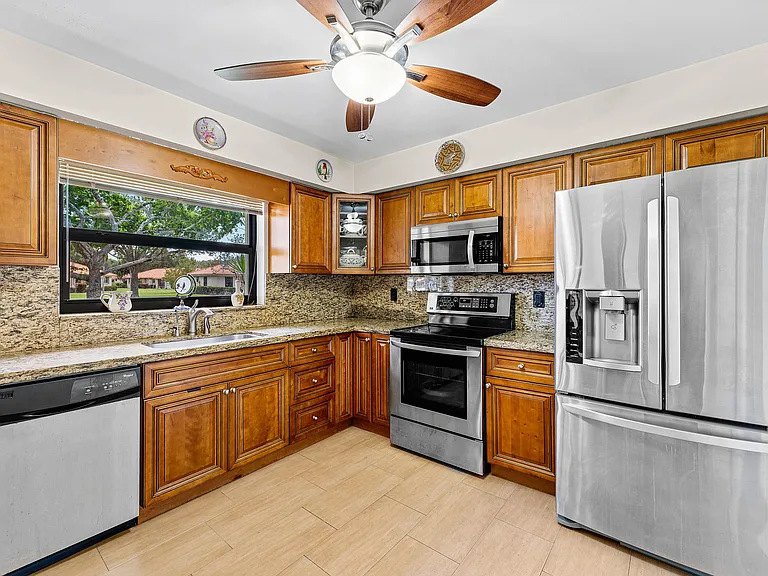 4520 Ficus Tree Rd #A — Photo 10