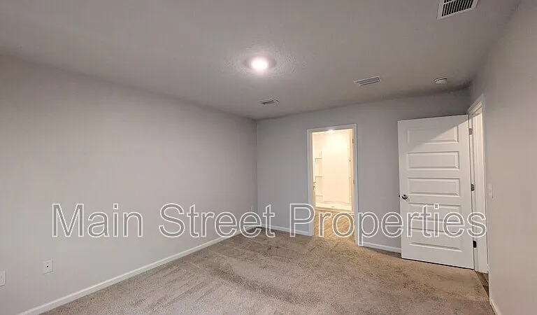 10557 Queens Gate Cir — Photo 26