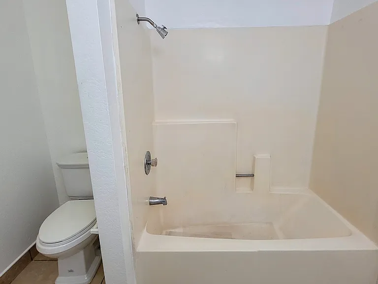 Tahoe Manor — Photo 17