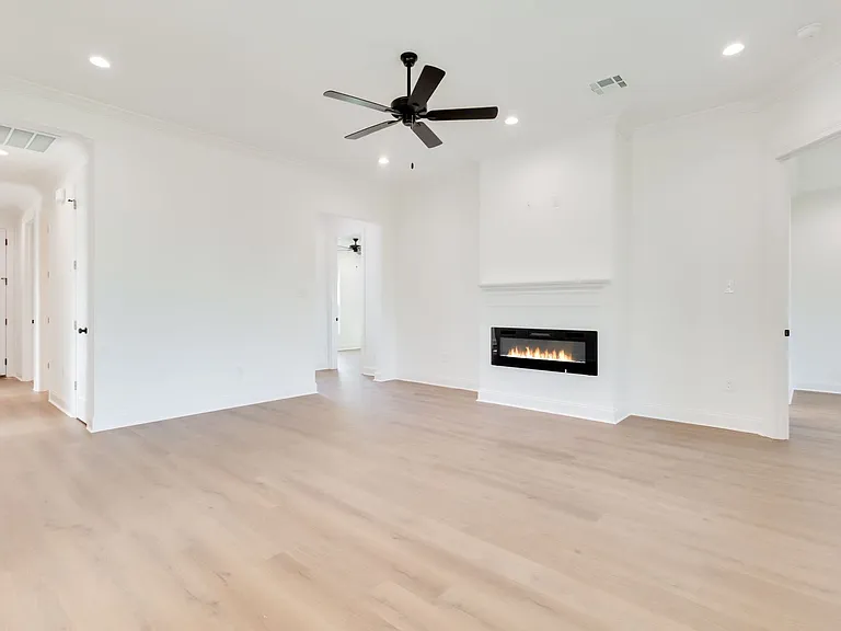 204 Benson Grove Dr — Photo 4