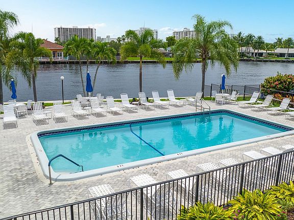 2nd image of 6487 Bay Club Drive #2