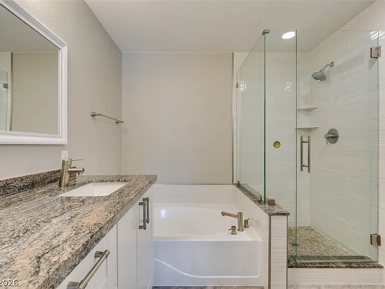 2925 Wigwam Pkwy #524 — Photo 38