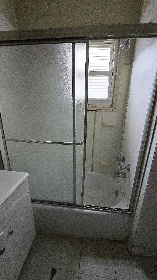 45 N Clinton St — Photo 4