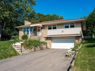 6710 37th Ave N, Crystal, MN 55427