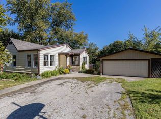 38805 N Belmora Park, Lake Villa, IL 60046