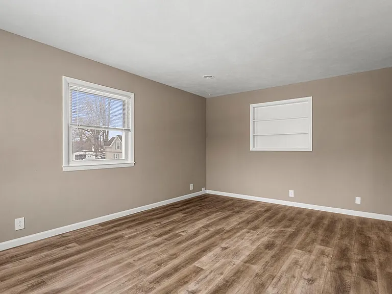 305 N Elizabeth St — Photo 26