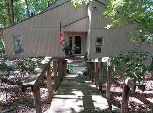 2901 Debra Dr, Raleigh, NC 27607