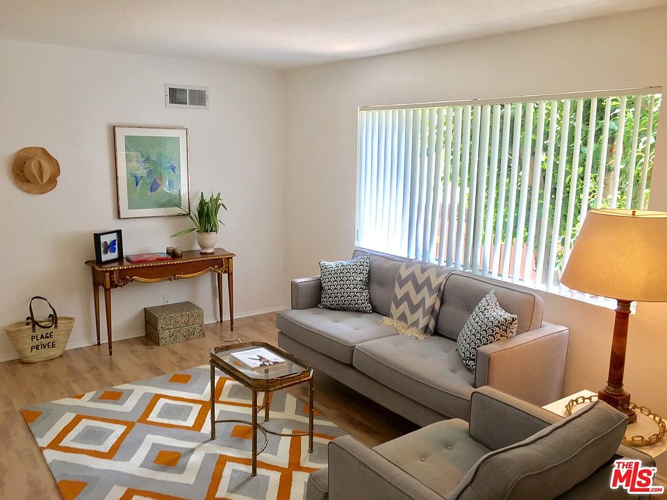 1st image of 809 E Acacia Ave Unit A