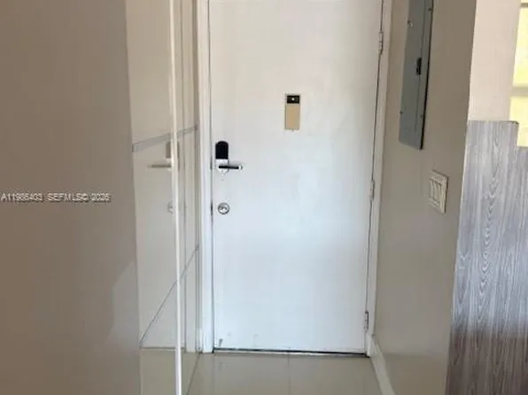 3600 NE 170th St APT 407, North Miami Beach, FL 33160