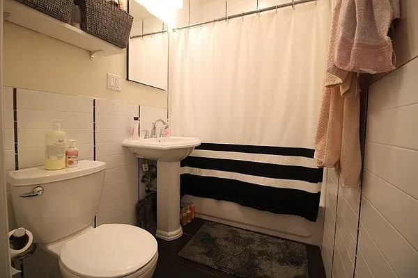 Rented by Bold New York | media 12