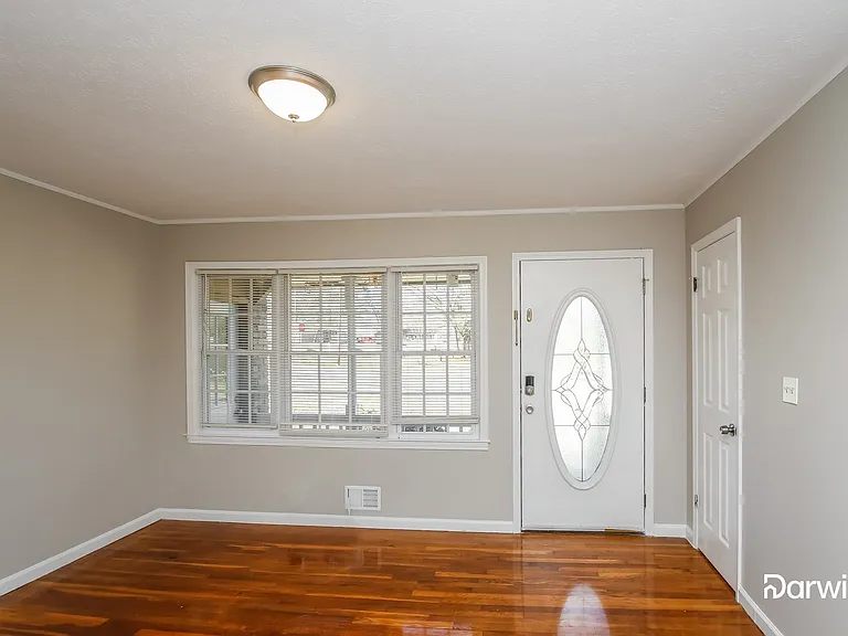 4703 Whittier Pl — Photo 8