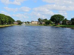 112 Springdale Cir #11-B, Lake Worth, FL 33461