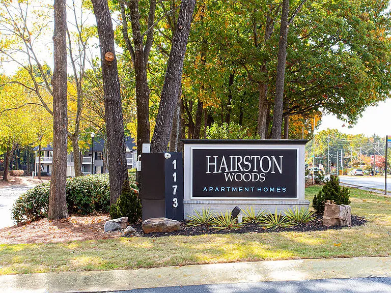 Hairston Woods — Photo 1