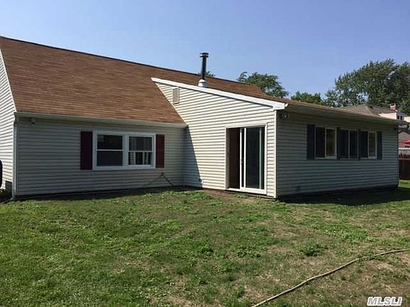 2nd image of 75 Split Cedar Dr
