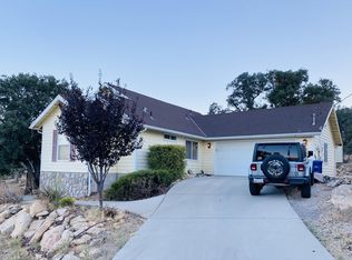 21220 Prospect Ave, Tehachapi, CA 93561