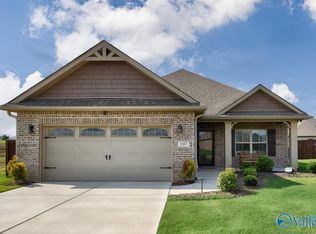 107 Havner Dr, Hazel Green, AL 35750