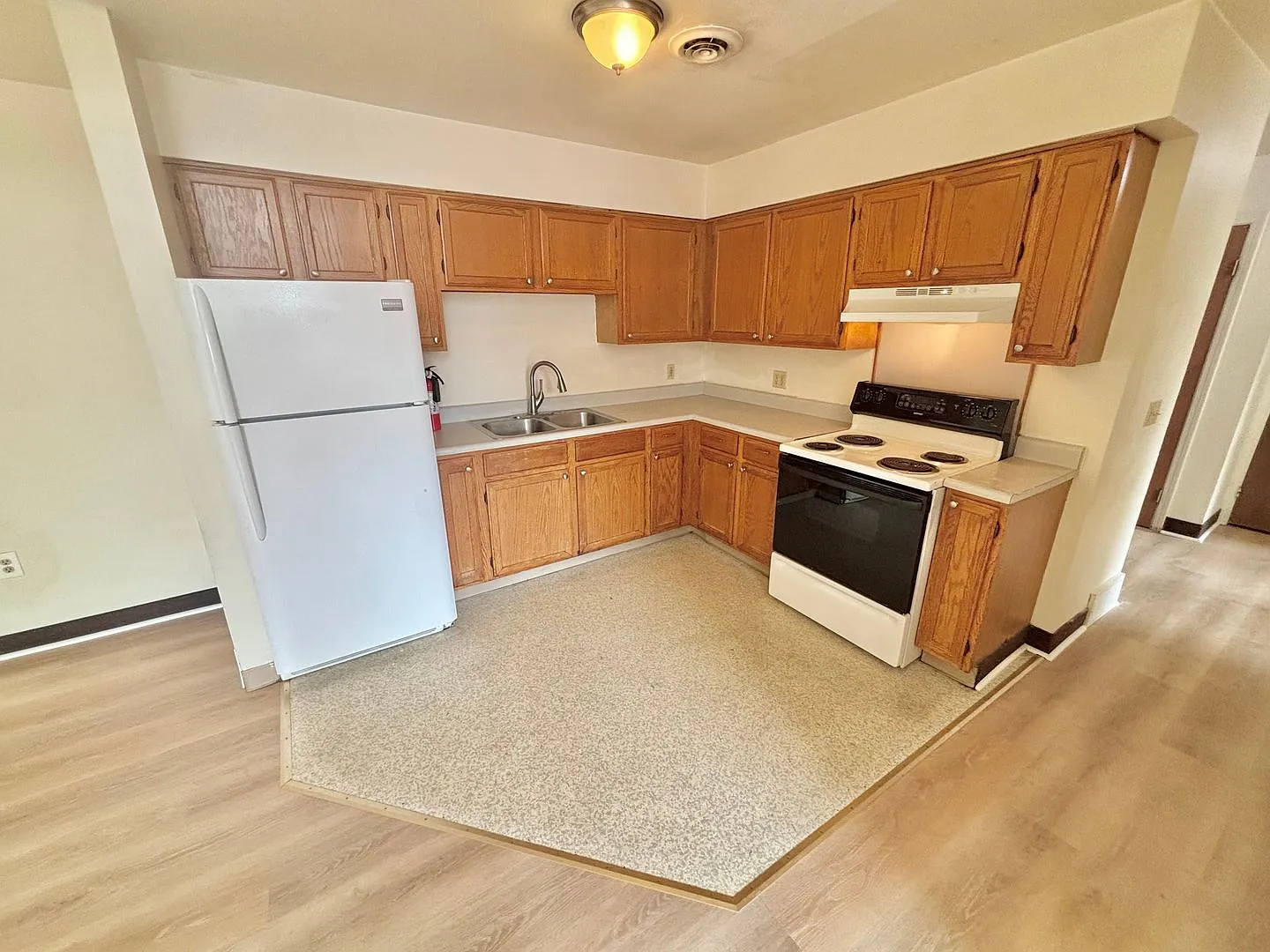 681 Brown Street — Photo 1