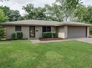 2416 Adams Ct, Irving, TX 75061