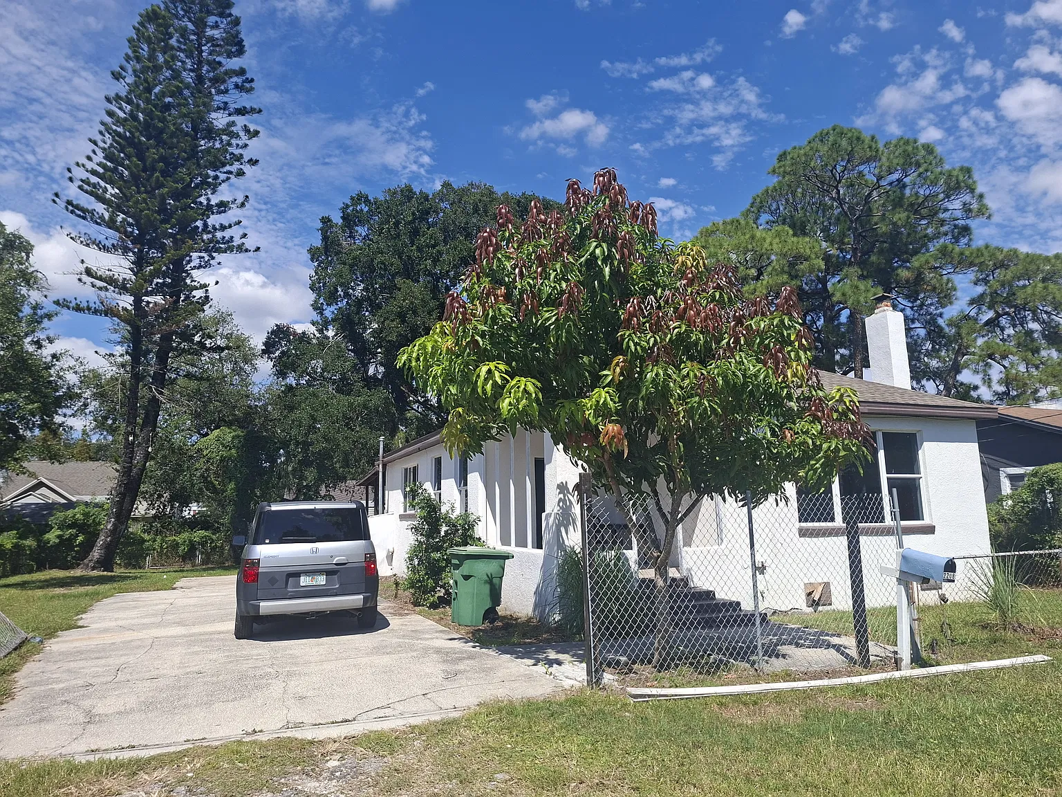 2808 Chapin St — Photo 2