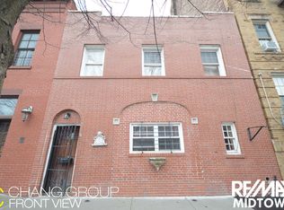 296 Waverly Ave, Brooklyn, NY
