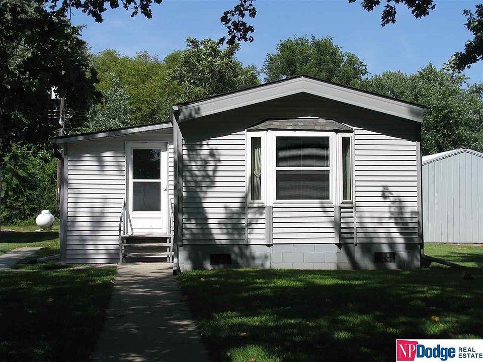 1st image of 1110 G St