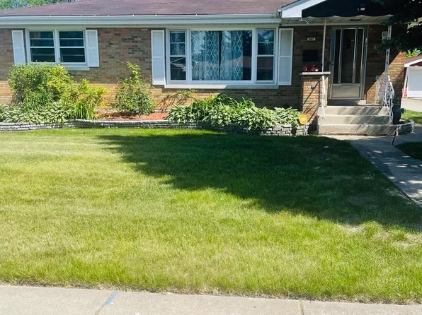 907 E 162nd Pl, South Holland, IL 60473