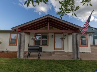 2835 Stoltz Hill Rd, Lebanon, OR 97355