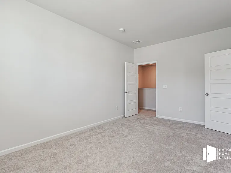 173 Cypress Dr — Photo 6