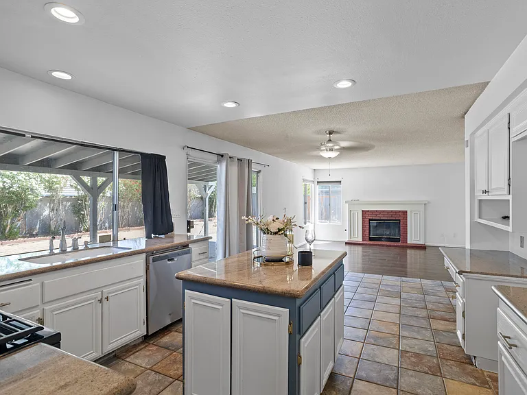14710 Ponderosa Ranch Rd #1 — Photo 18