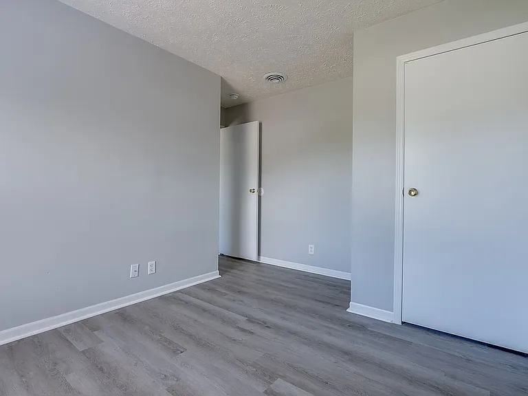 276 Franklin St — Photo 10